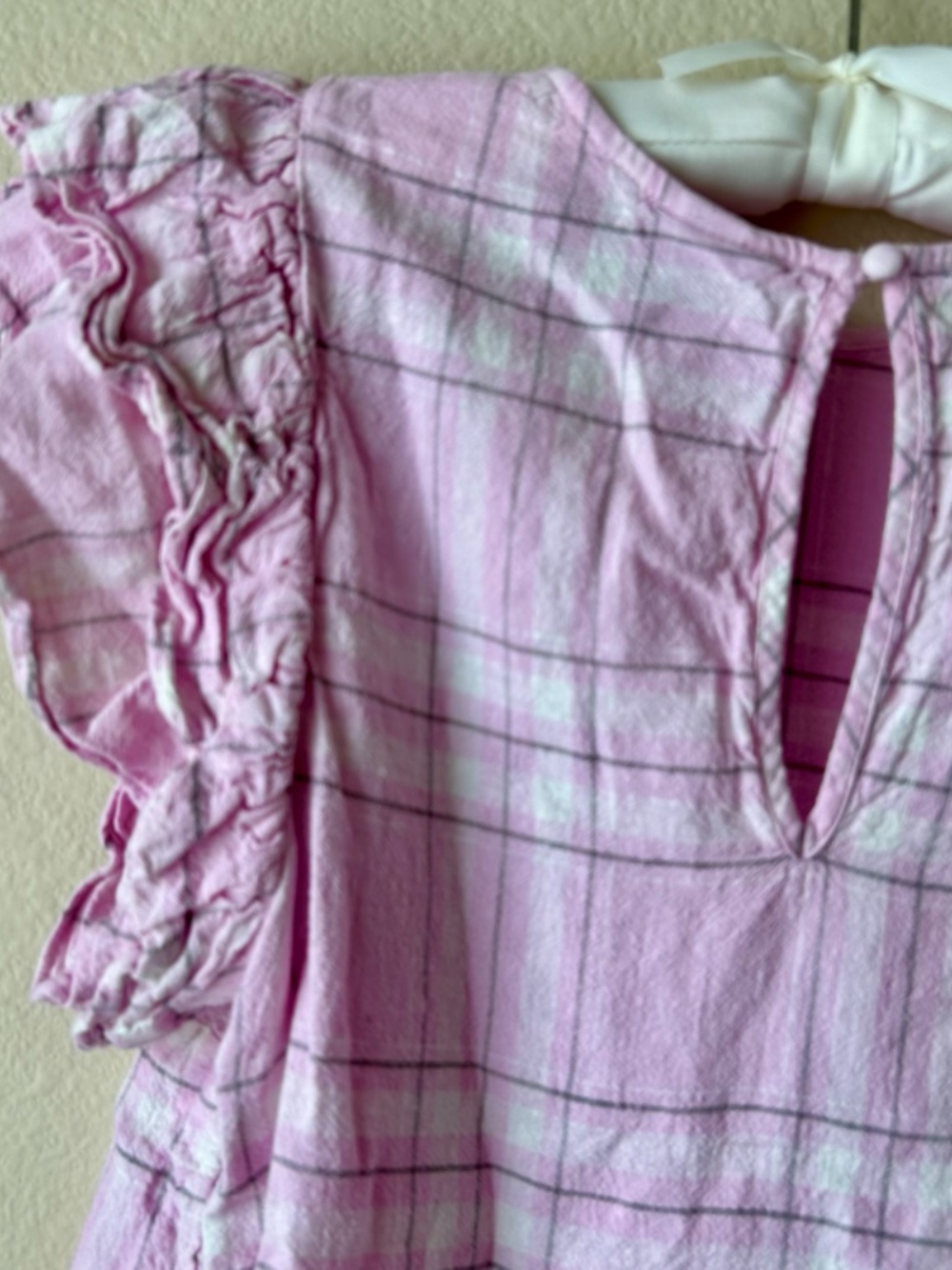 Short Sleeve Blouse Pink Gray White Plaid Double Ruffle Sleeve A New Day Small - Picture 8 of 12